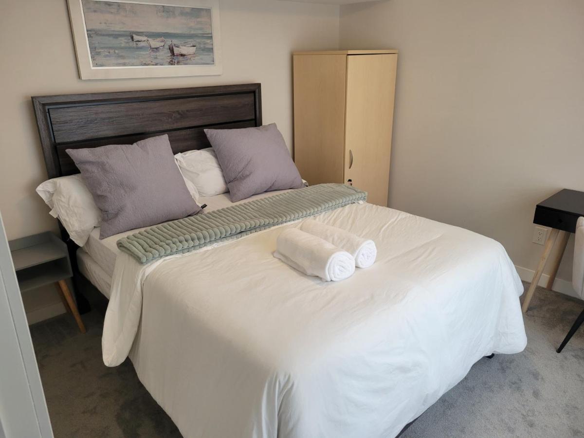 Clementina Suite Ottawa Exterior photo